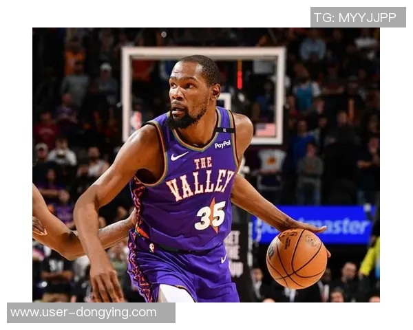 杜兰特关键时刻发威23投12中砍下28分助球队逆转取胜